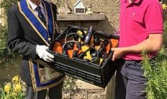 Masons give to charity