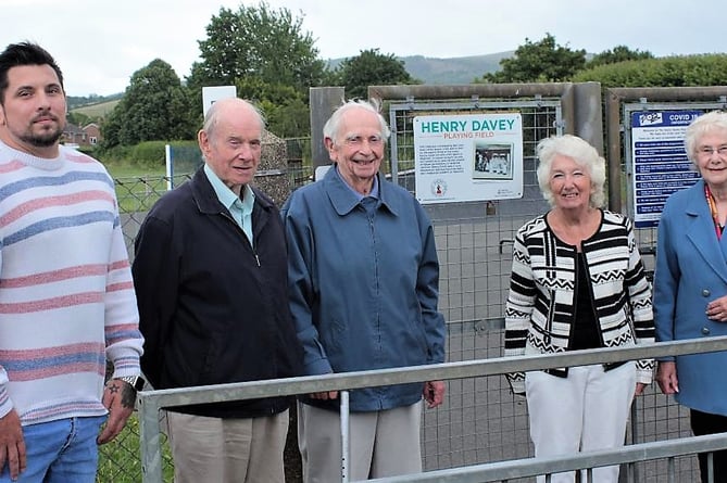 Playing field donor in Watchet honoured 80 years on