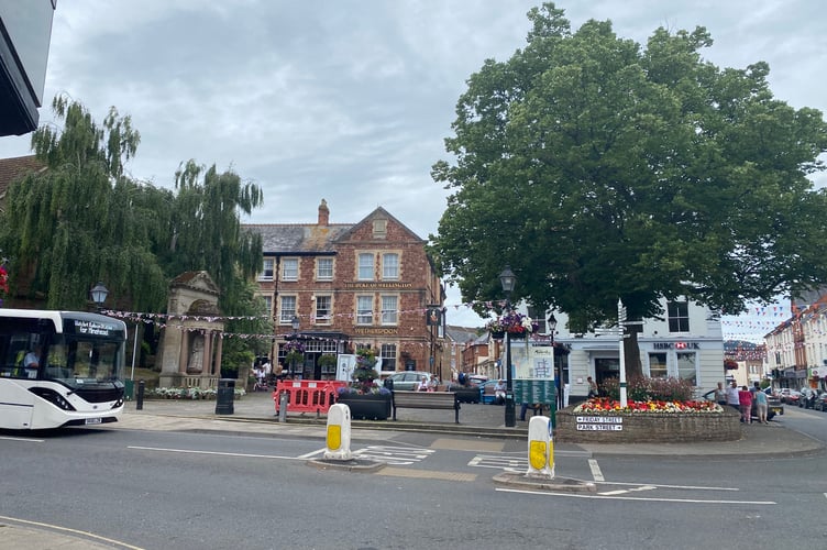 Police respond to Friday Street incident in Minehead
