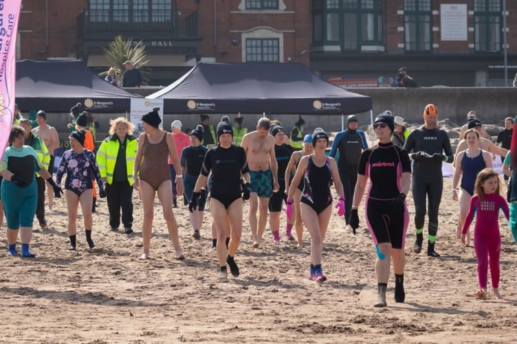 New Year's Day swimmers in Minehead