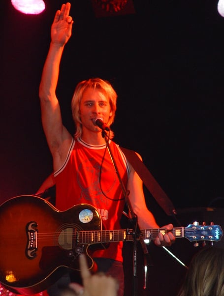 Chesney Hawkes in 2004