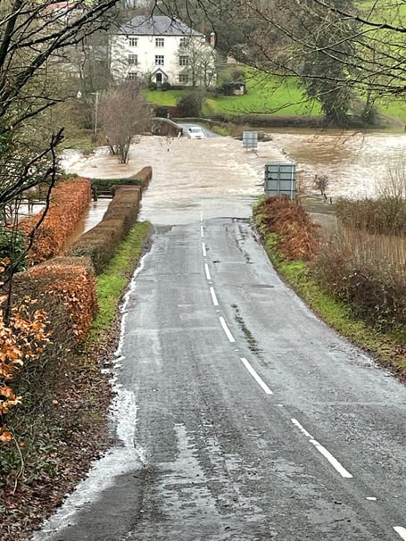 B3222 Dulverton Exmoor flood flooding River Exe