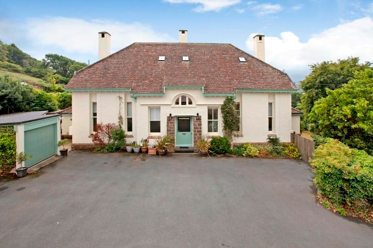 minehead historic houses
