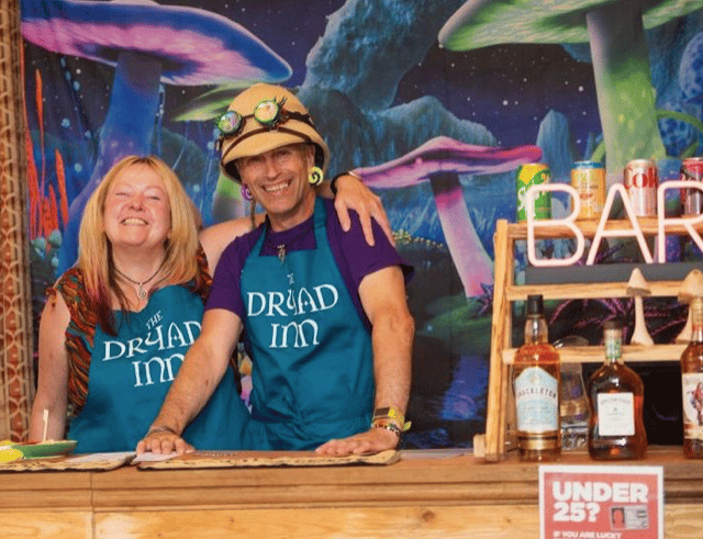 Pop-up pub for village community