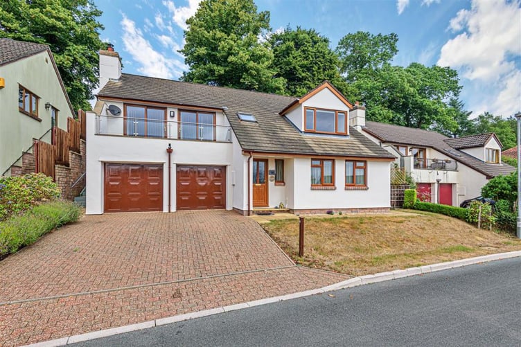 House for sale in Hollam Drive, Dulverton