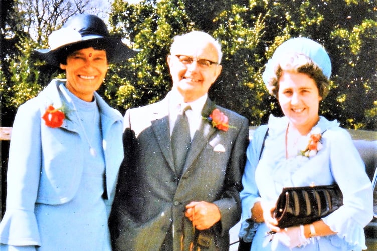 Bromley Penny with his wife Betty and Stella Blunt