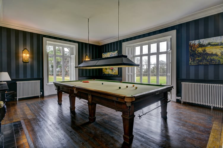 montys court