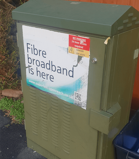 A BT full-fibre green box.
