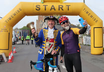 Hundreds of cyclists descend on Watchet for air ambulance ride