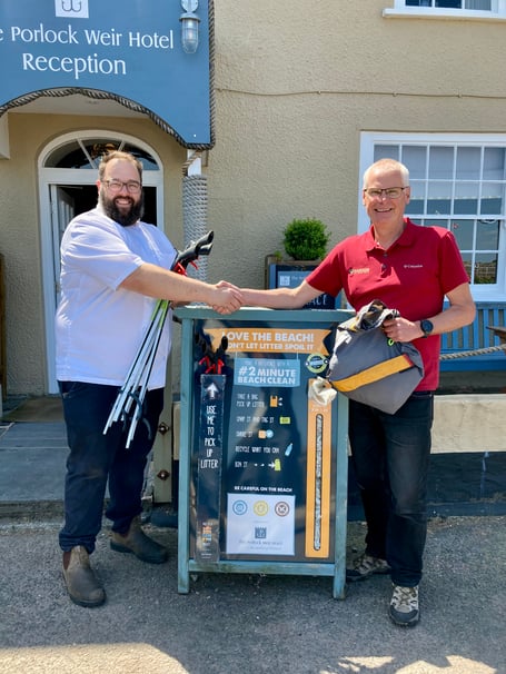 Porlock Weir Hotel head chef and general manager Miguel Tenreiro receives kit to top up its #2minutelitterpick board.