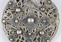 King Alfred-era brooch goes on show in museum