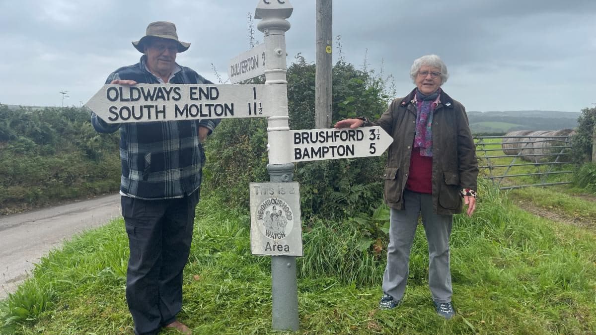 Volunteers restore damaged iconic road signs in Exmoor National Park 