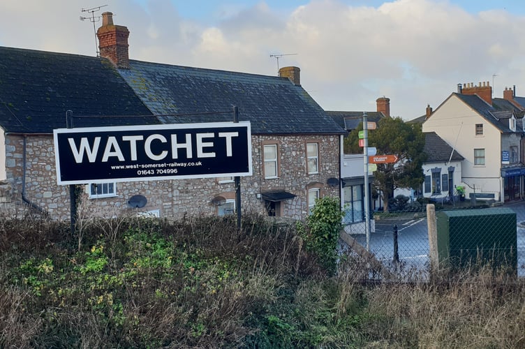 Watchet's B3191 road will never reopen say engineering specialists.