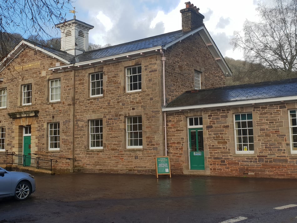 Latest planning applications and decisions