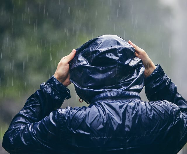 Patchy rain paints Minehead's temperature at 13°C, May 8th
