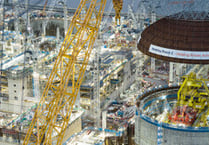 Reactor dome lift caps off Hinkley's year