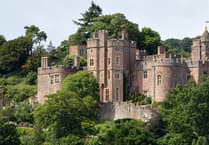 Step back to the siege of Dunster