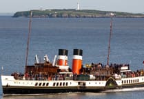 World's last seagoing paddle steamer the Waverley making three Minehead visits