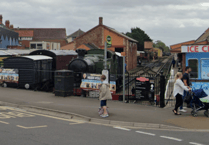 Minehead Town Council offers support 'in principle' for railway station bus shelter