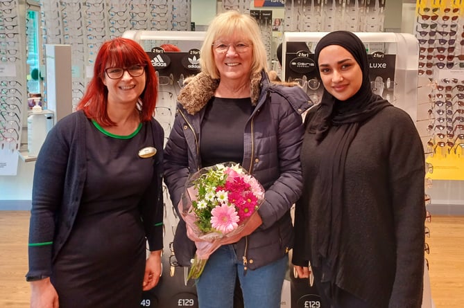 Catherine Simmons (centre) with Minehead Specsavers store manager Rebecca Howe (left) and Nashwa Choudhury, the optician who referred her.