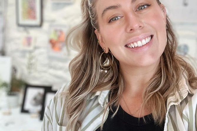 Courtney Higgins of Peppermint Grove prints 