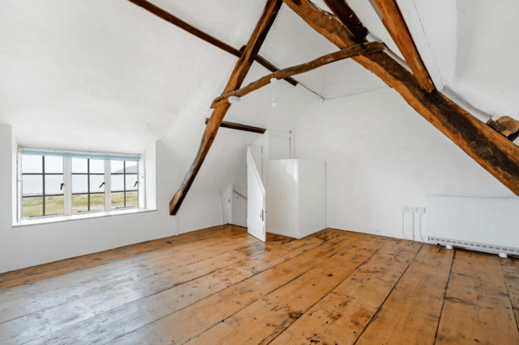 Principle bedroom