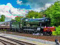 Mini-gala for steam train enthusiasts to say farewell to visitors