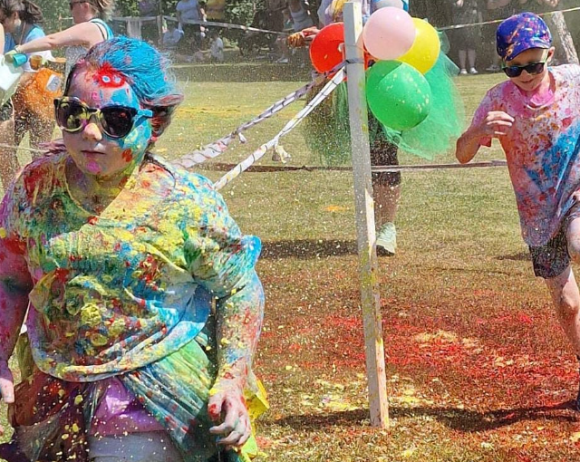 Families gather for a ColoUr Run at Knights Templar School in Watchet