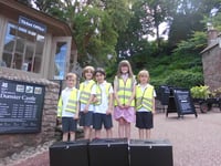 Pupils find names of parents in 'time capsules'