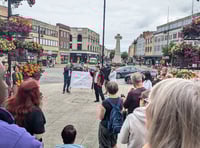 Community declares right-wing violence will 'not be tolerated' 