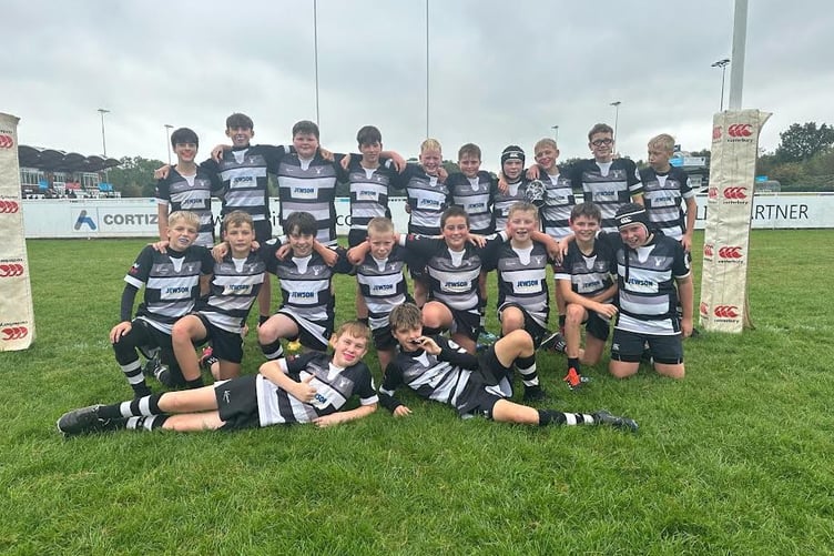 ack, left to right: Arthur Gell, Ed White. Harry Blackshaw. Jesse Bruce. George Cockerill. Finlay Penny. George Perry. Billy Haller. Harry Tucker. Max Atkins; middle: M. Olly Hardwick. Zak Hughes. Max Soko Stevens. Jack Horne. Tom Ellicott. Alfie Harris. Fred Bishop and Ferdy Menon. Front: Lewis Summersgill and Ron Bills