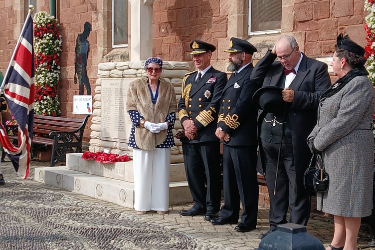 Watchet Mayor Cllr Loretta Whetlor is joined by dignitaries at the town's War Memorial during the 1940s weekend.
