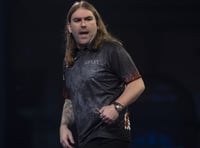 Humphries beats wonder-kid Littler in PDC darts final 
