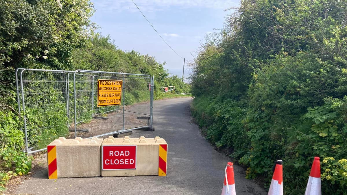 Lib Dems call for public gathering to back bid to reopen Watchet's B3191 road