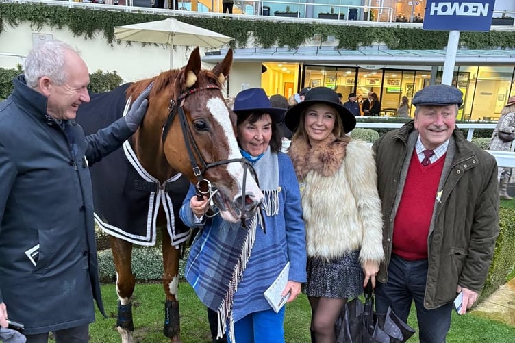 Windbeneathmywings- with connections after winning at Ascot