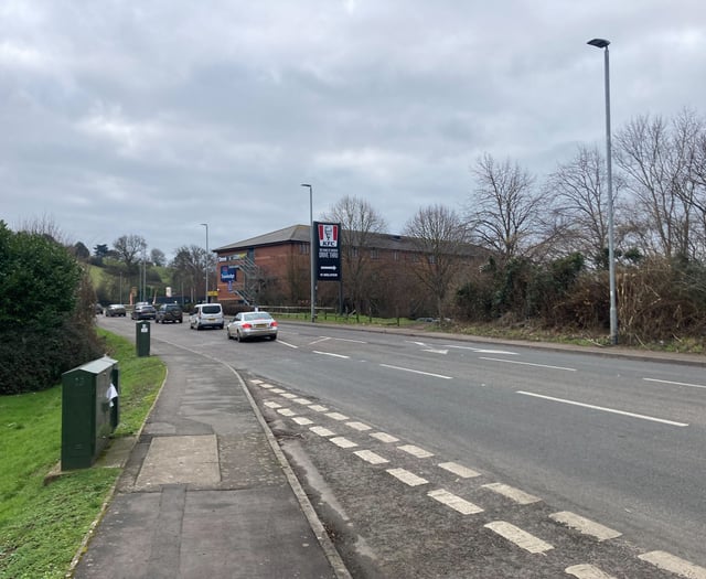 Residents say 'someone will get killed' unless A39 gets new crossing