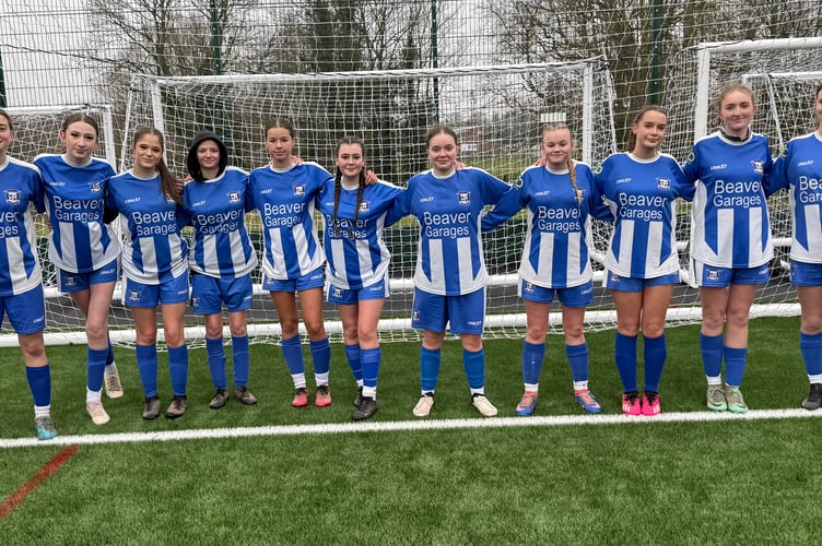 Minehead march on in bid for championship