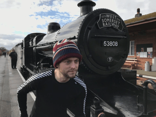 Railway volunteer to run London Marathon