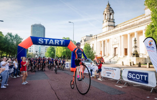 'Fat lads' taking on 100-mile charity cycle challenge