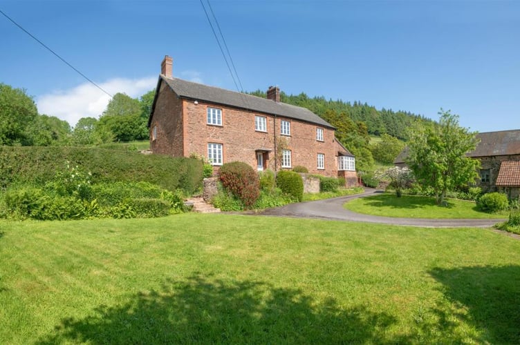Truckwell Manor Farm