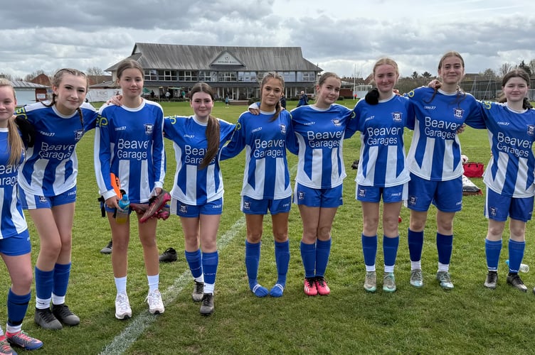 Minehead girls into last four of the cup