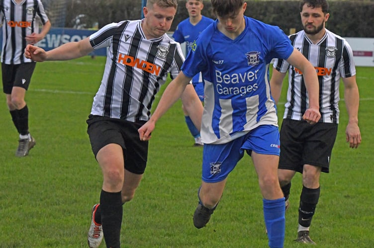 Will Singleton Voss - close to scoring for Minehead early on