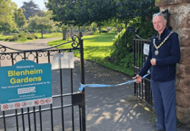 Mayor marks historic occasion as Minehead open spaces handed to town council