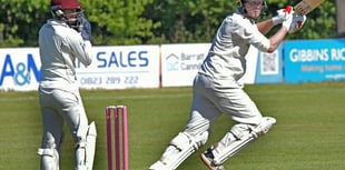 Minehead in spirited opening day display 