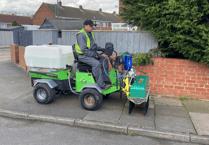 Minehead councillors partner with specialist firm to clear weeds from streets