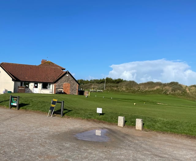 Minehead Ladies lose narrowly to Long Sutton 