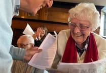 Minehead Street Choir & Kildare Lodge pay tribute in song to VE Day 80th anniversary