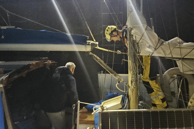 Dangerously drifting yacht rescued by lifeboat