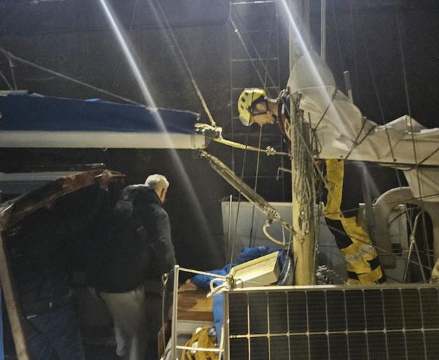 Dangerously drifting yacht rescued by lifeboat