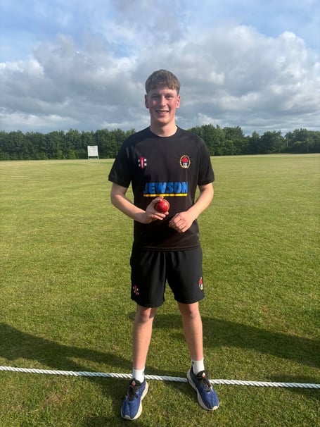 Alfie Rucklidge - snapped up 6-34 for Minehead